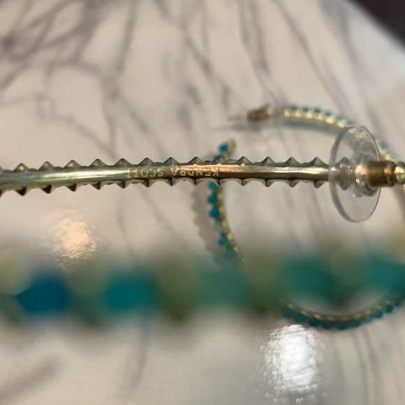 Kendra Scott Birdie Hoop Earrings - Picture 3 of 5